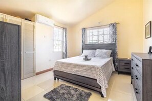 2 soverom, strykejern/-brett, wi-fi (inkludert) og sengetøy