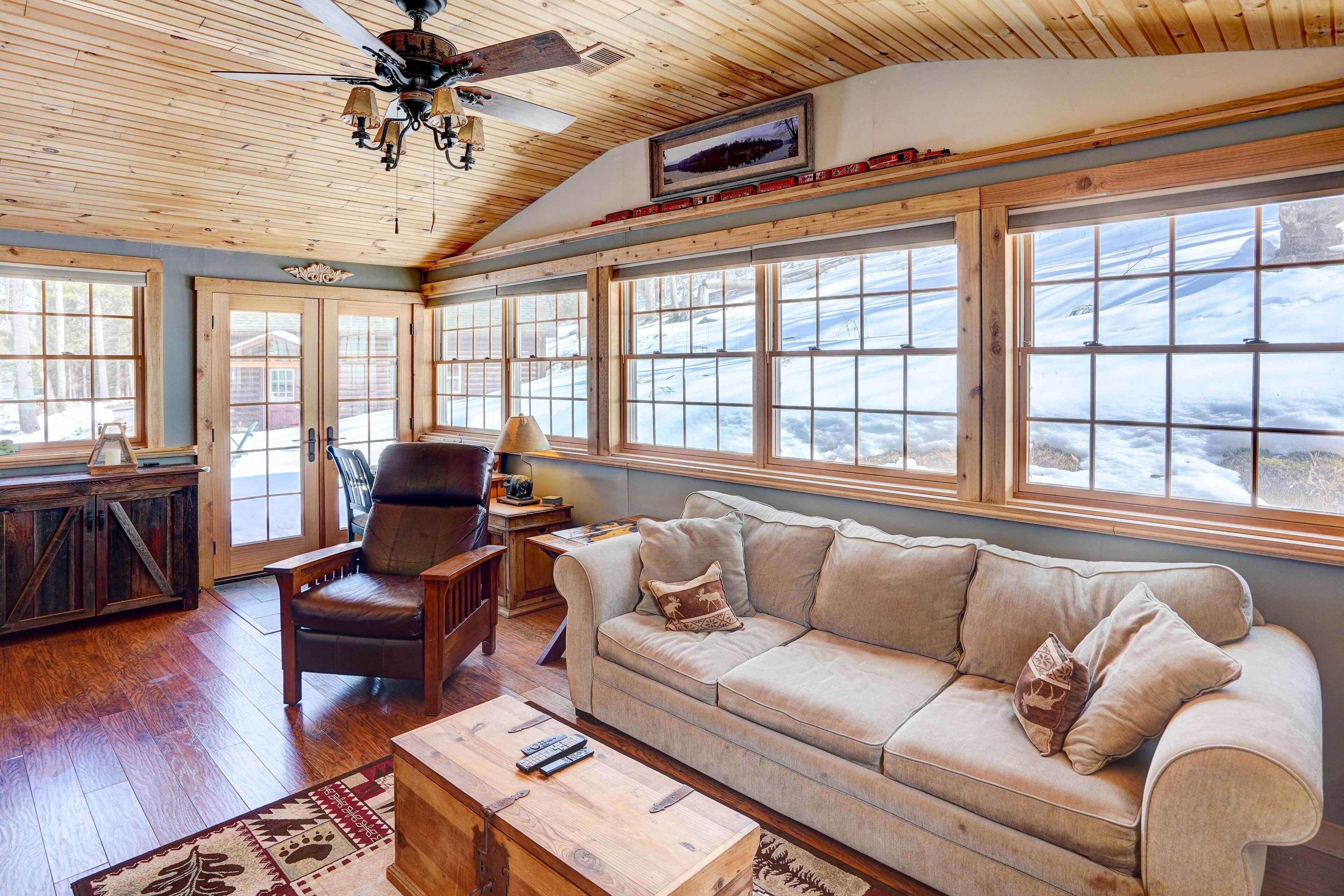 Riverfront Log Cabin on the Hudson w/ Private Dock