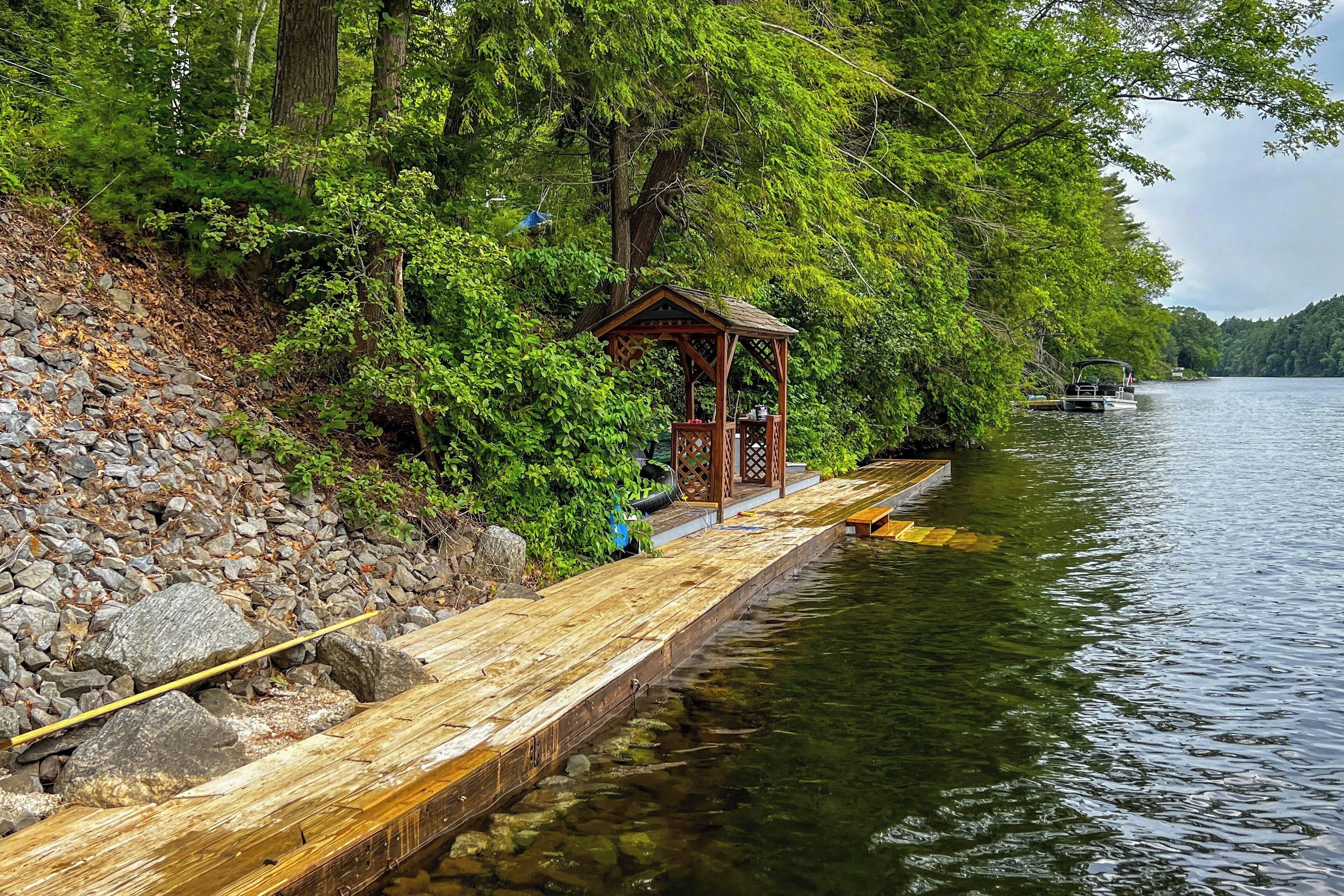 Riverfront Log Cabin on the Hudson w/ Private Dock