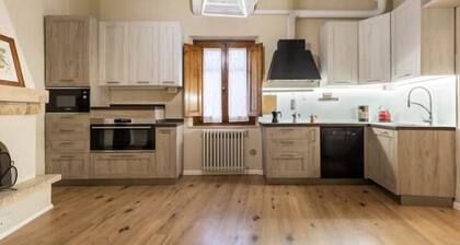 Maestra Exclusive Chianti House