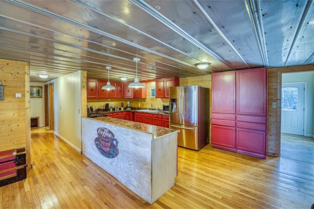 Hillsdale Cottage-Great Location