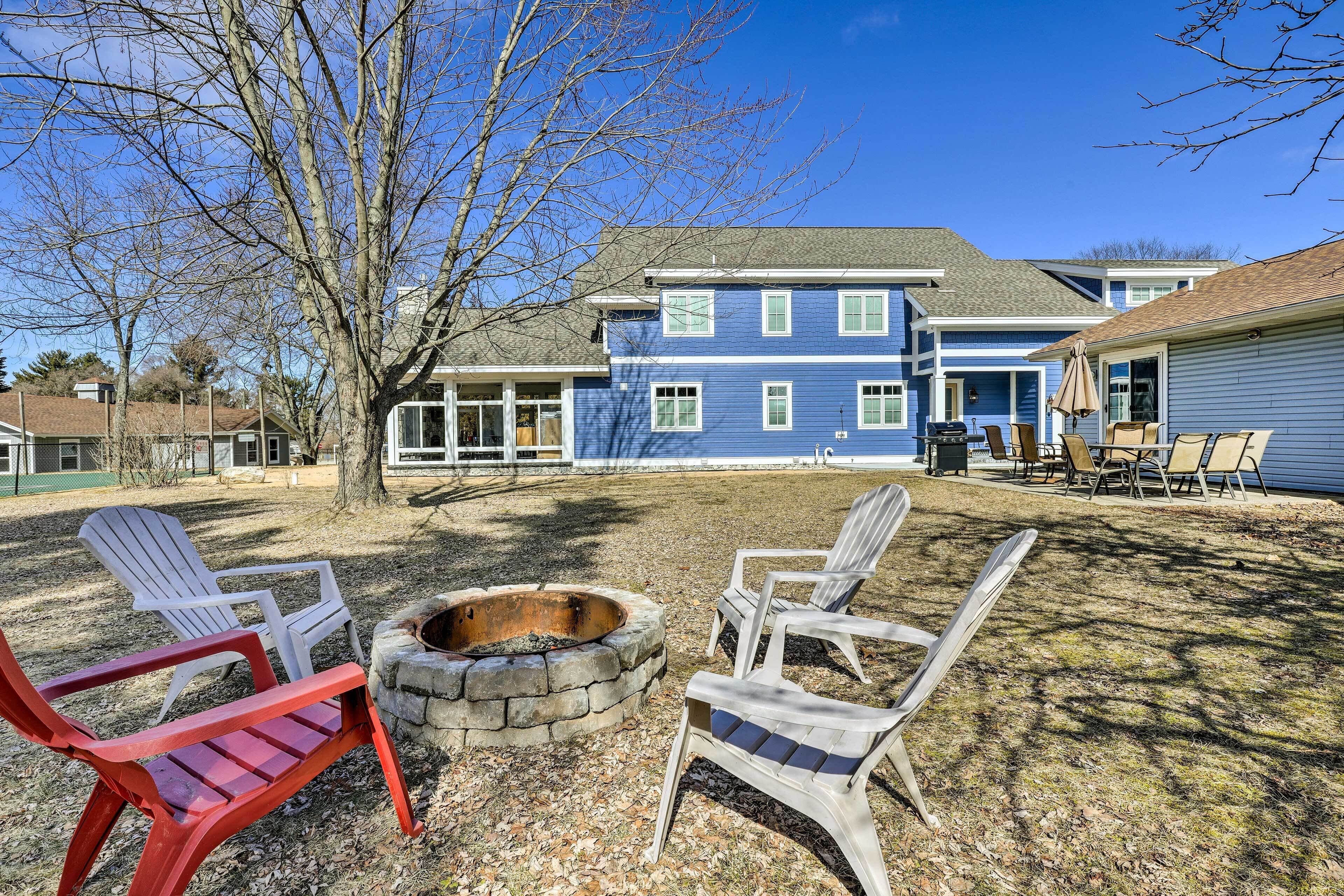 Mears Vacation Rental Near Silver Lake!