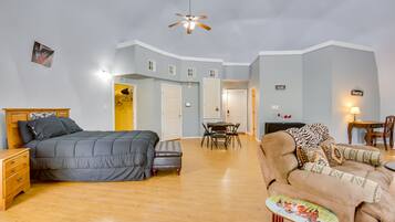 Schreibtisch, Bügeleisen/Bügelbrett, WLAN, Bettwäsche