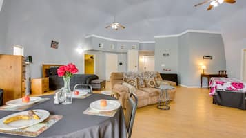 Fernseher, DVD-Player