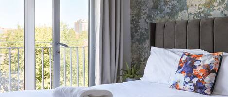 2 bedrooms, WiFi, bed sheets