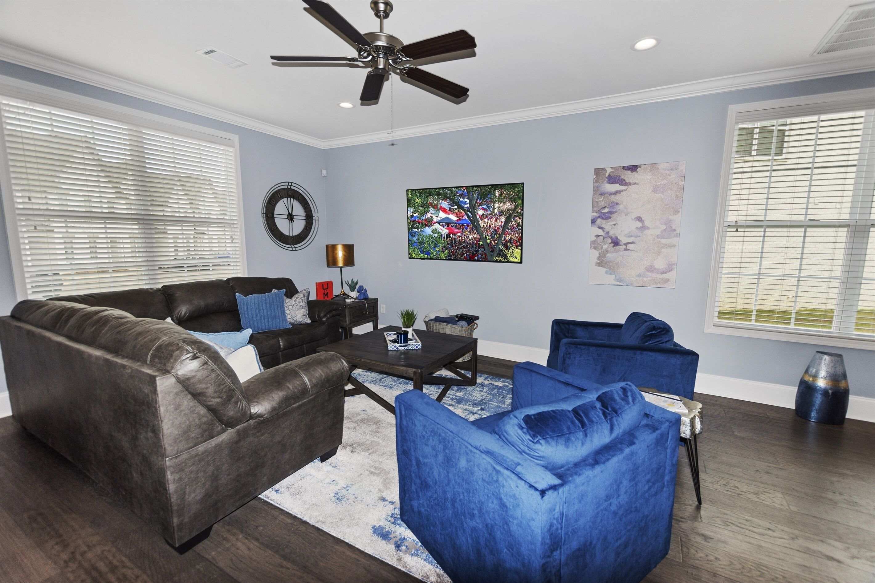 Luxe & Gorgeous - 3 King Suites + Loft!