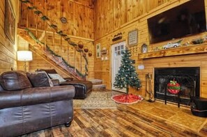 TV, fireplace, offices