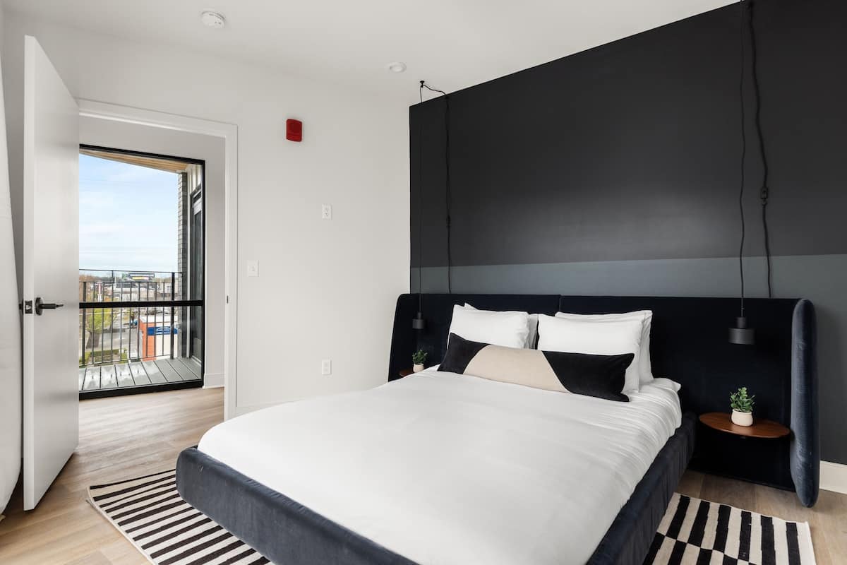 Apartment, 2 Bedrooms, Balcony | Laptop workspace, free WiFi, bed sheets