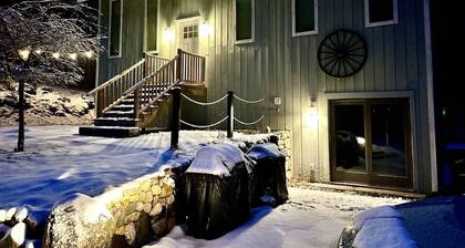 3 bedrooms, close to skiing and lakes.