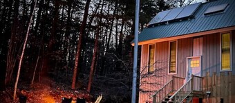 3 bedrooms, close to skiing and lakes.