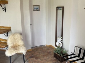 Double Room, 1 King Bed, Jetted Tub | Hypo-allergenic bedding, pillow-top beds, minibar, in-room safe - Pousada Ville Le Mont (Campos do Jordão)
