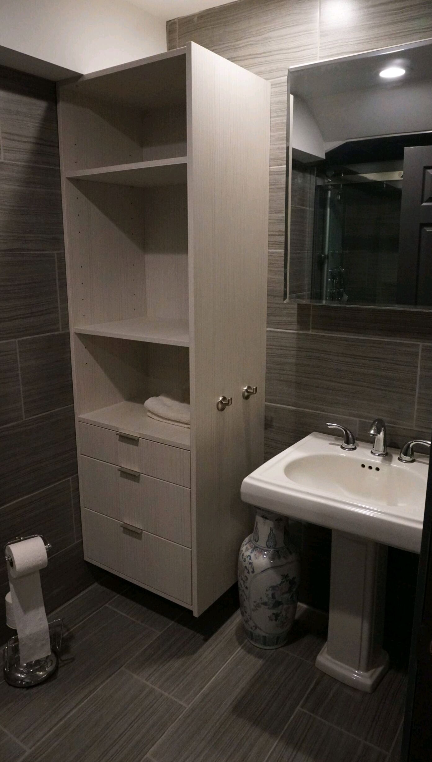 Modern Studio Suite - 20 min from lake Erie