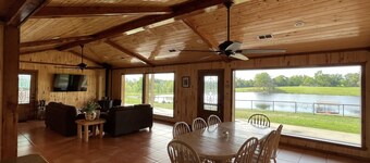 Relaxing Texas Fishing Getaway