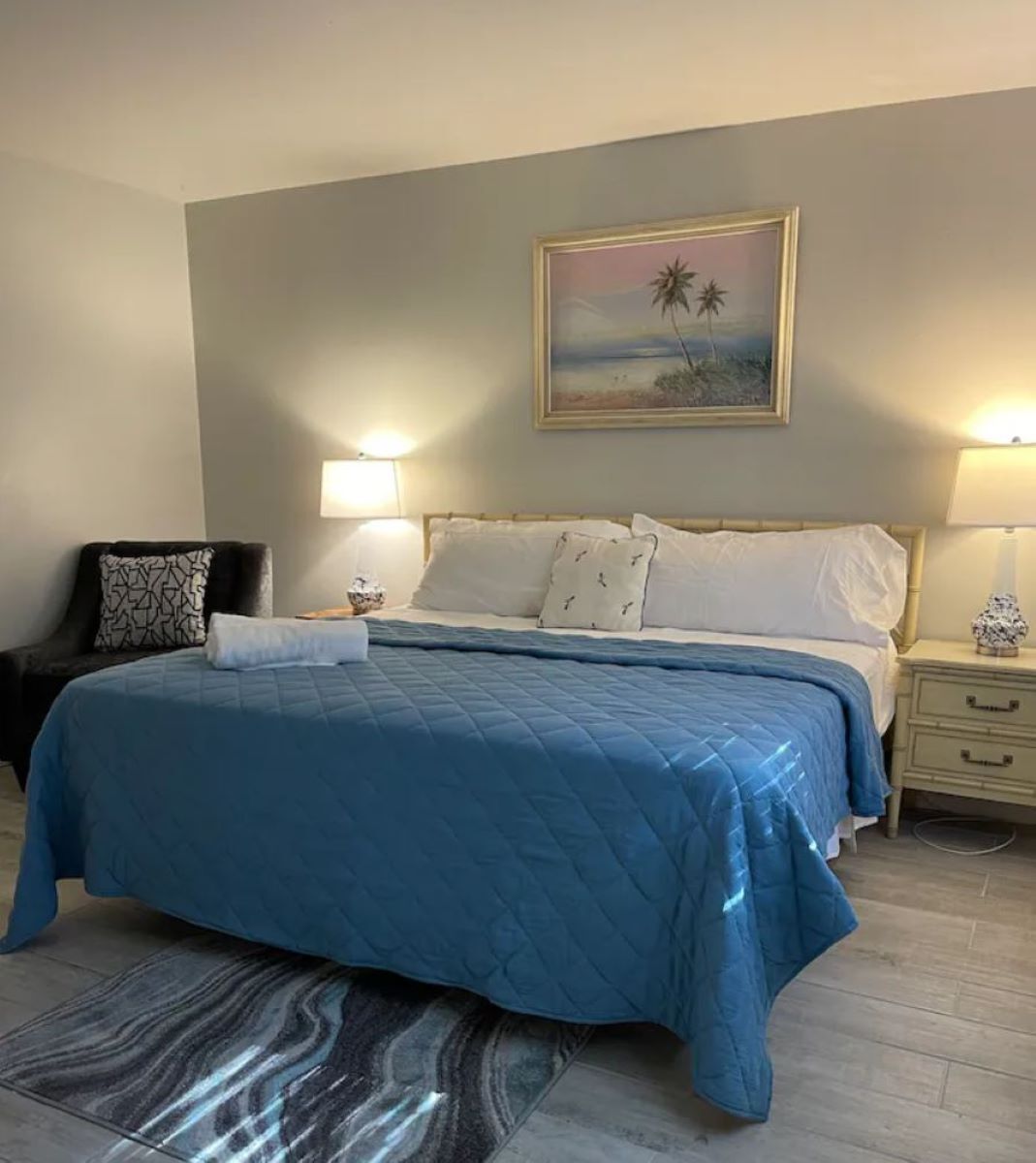 Florida retro feel apartment