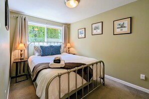 2 makuuhuonetta, silitysrauta/-lauta, vauvan matkasänky, ilmainen Wi-Fi