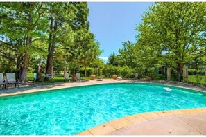 Pool - Stylish, 3 bed 2 bath townhome in Centennial! 24 minutes to Red Rocks! (Centennia)