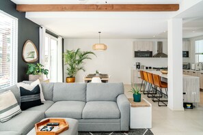 Smart-tv, pejs, bøger
