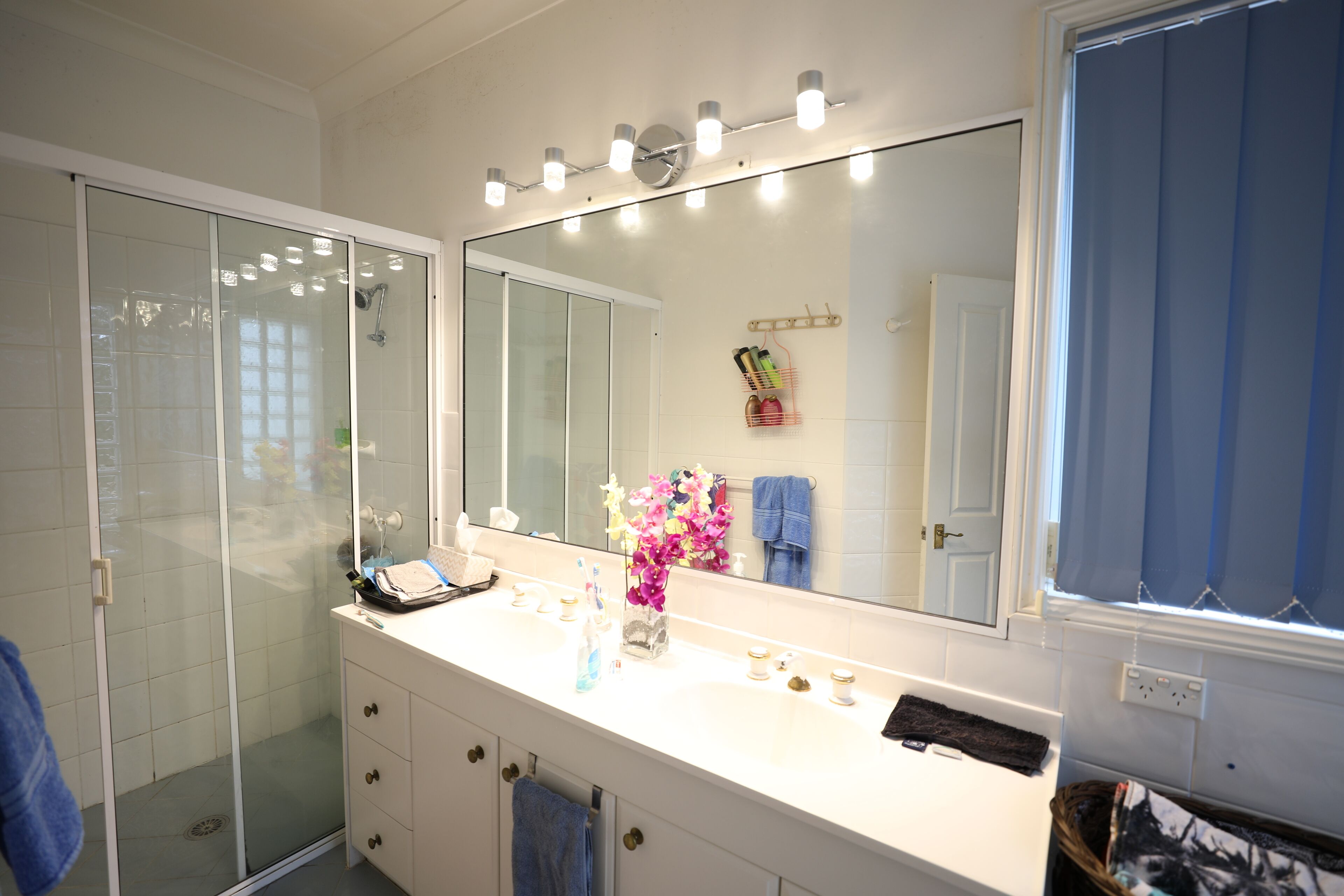 Private exclusive resort - 40 Min to City