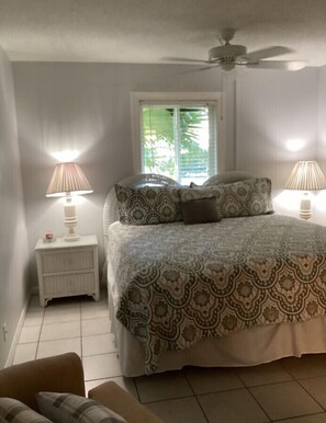 2 bedrooms, desk, iron/ironing board, travel crib