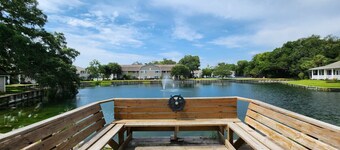 H5, Queen and two twins