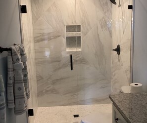 Hair dryer - R8 family comfort and home away from home! 3/2 (St. Simons)