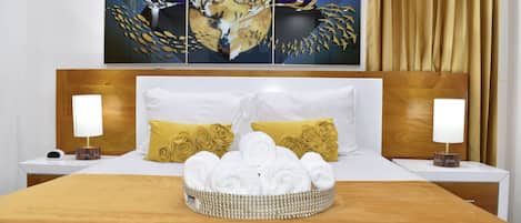 3 bedrooms, WiFi, bed sheets