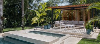 Espectacular villa nueva a 2 minutos de la Playa Minitas. 