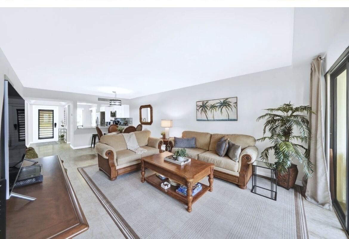  High end completely Renovated 2 bedroom, 2 bath condo in PGA National Resort 