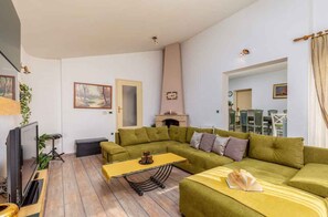 تلفزيون، مدفأة