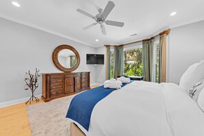 4 chambres, fer et planche à repasser, Wi-Fi gratuit, draps fournis