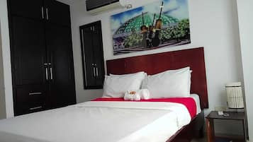 Deluxe Double or Twin Room | 1 bedroom, individually furnished, desk, soundproofing