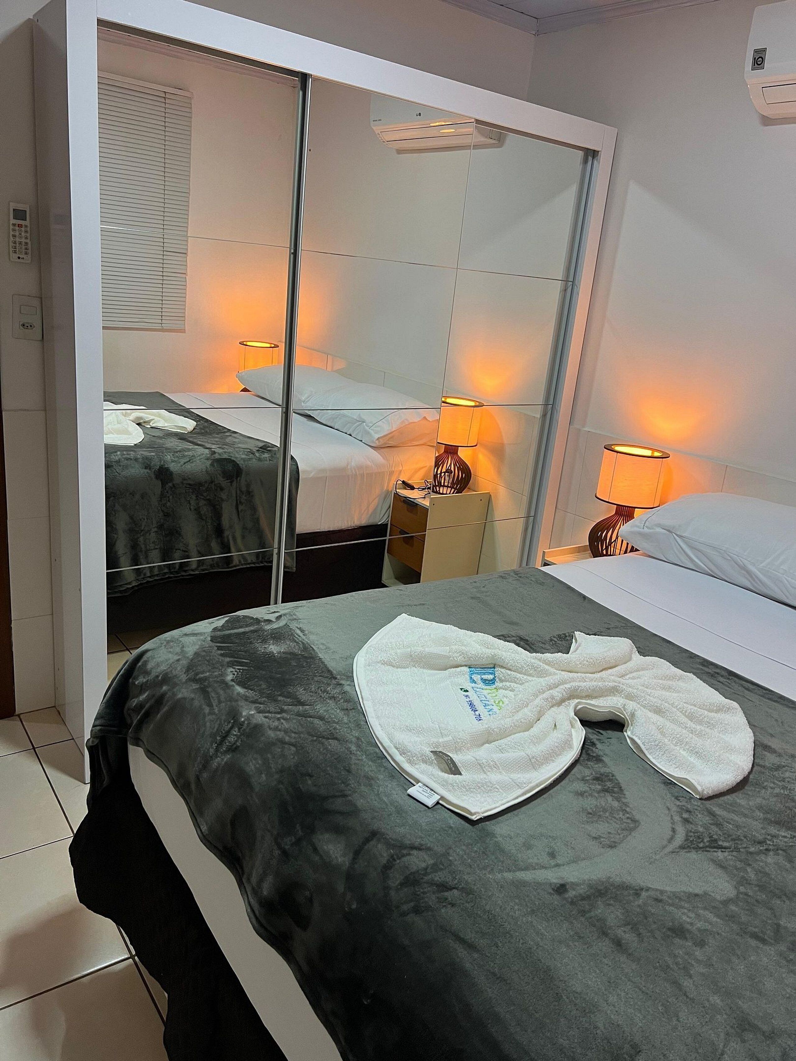 Ropa de cama de alta calidad, wifi gratis y ropa de cama 