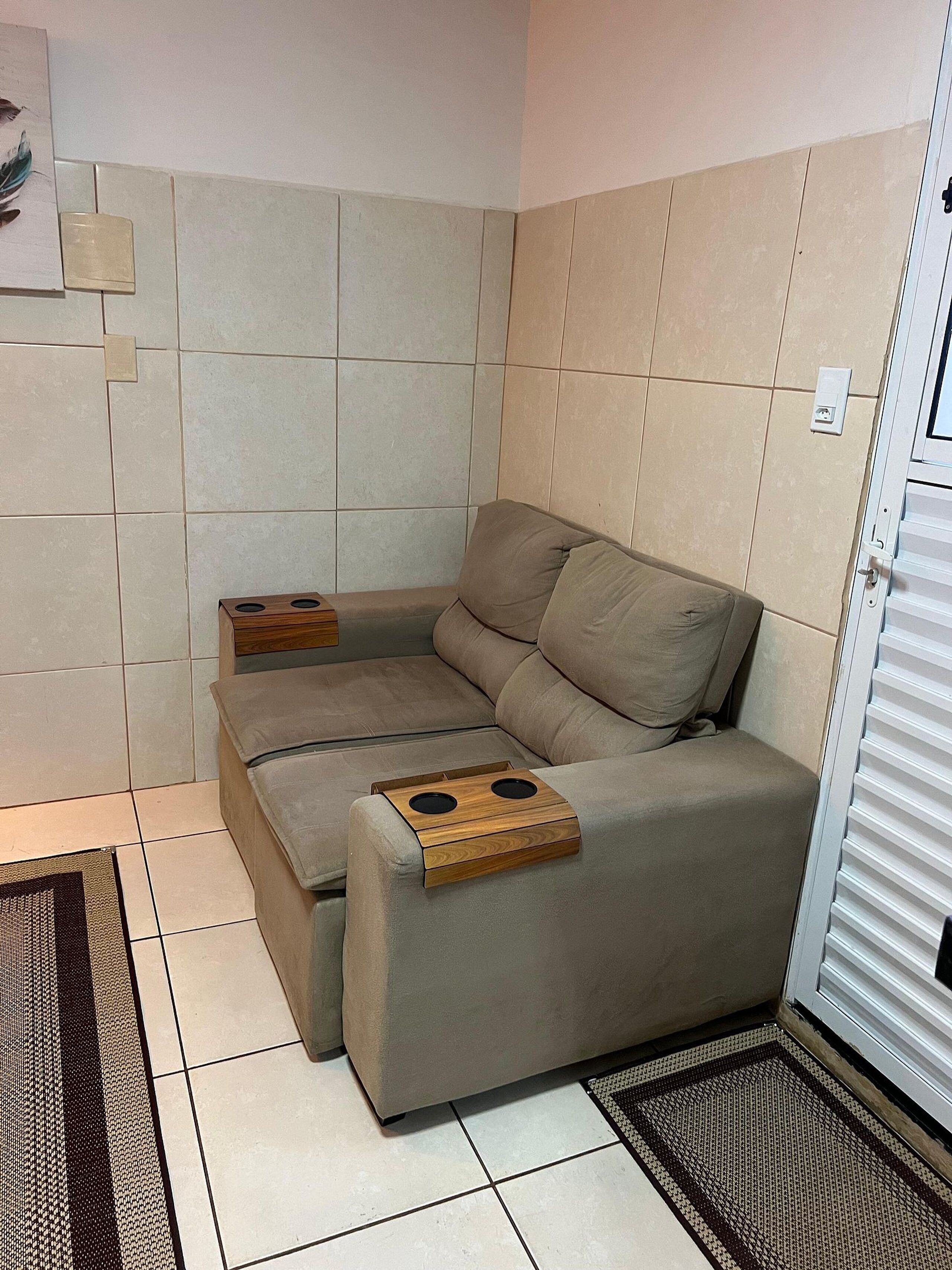 Suite | Interior