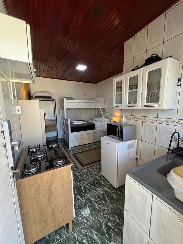Suite | 1 bedroom, premium bedding, free WiFi, bed sheets
