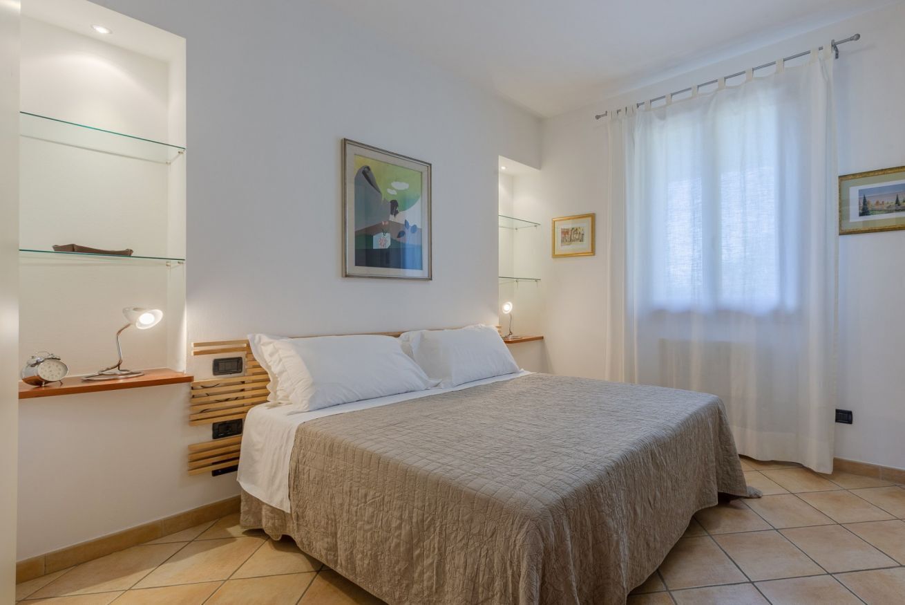 2 camere, ferro/asse da stiro