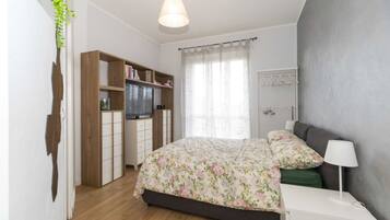 1 camera, ferro/asse da stiro, Wi-Fi, lenzuola