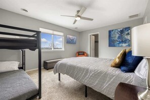 4 camere, ferro/asse da stiro, culla da viaggio, Wi-Fi gratuito