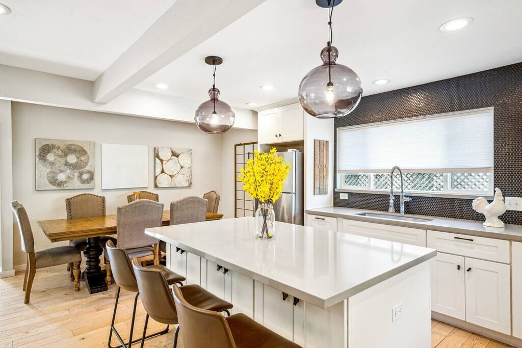 Modern Napa 3BD Wine Country Escape w/ Pool & Spa