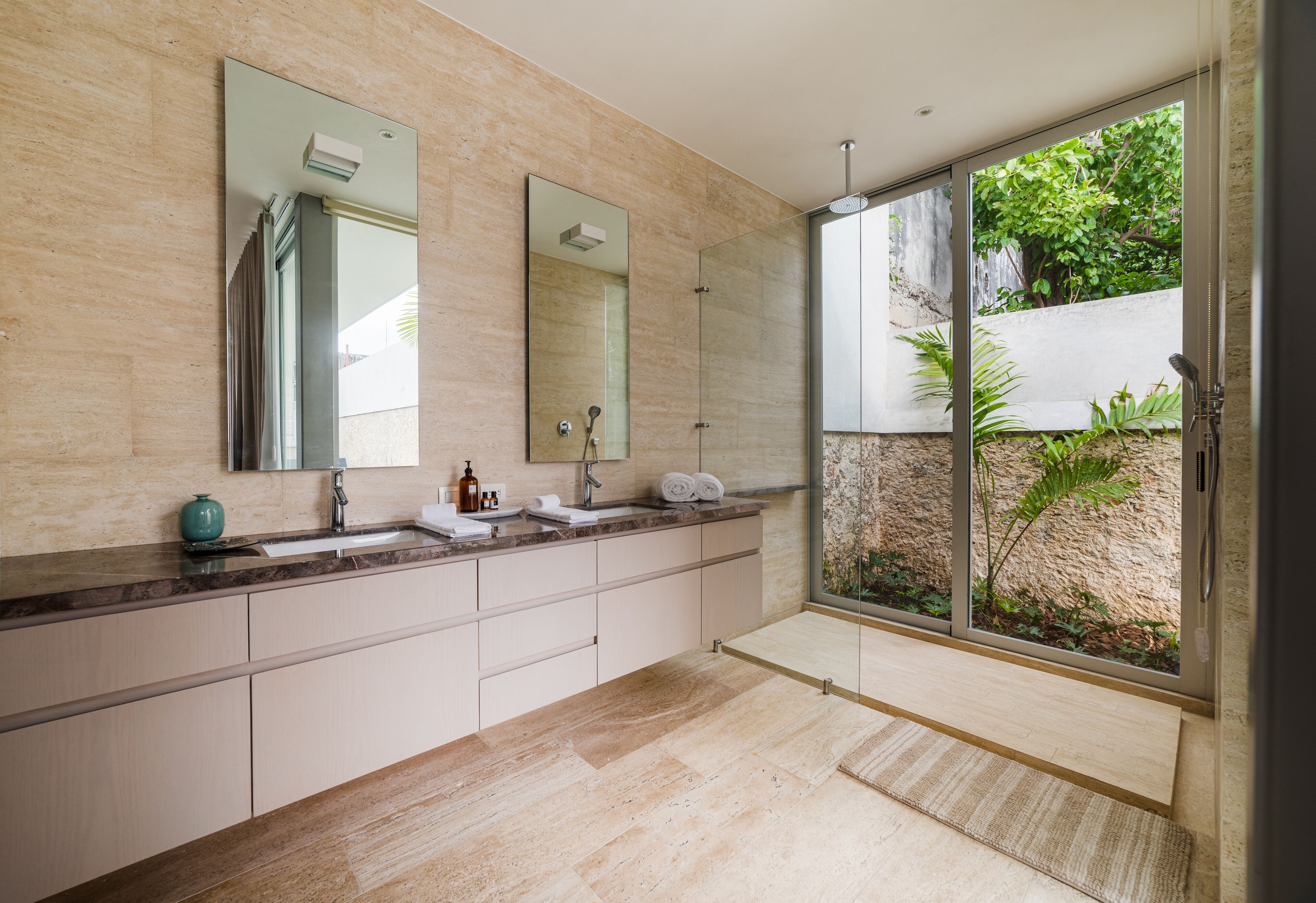 Newly built design home on 68