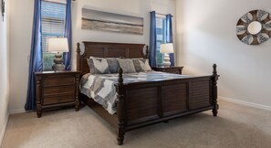 6 bedrooms, iron/ironing board, Internet, bed sheets
