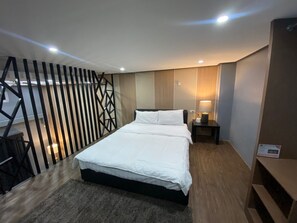 Deluxe Single Room | Free WiFi - Hanin Town Hotel (Angeles City)