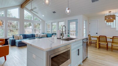 Close to Beach, Game Room, Golf Cart Included