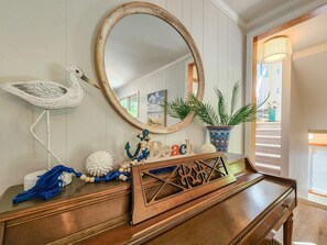 Interior - Secluded 4 BR home with Entry Ramp, on large double lot, close to beach (Southern Shores)