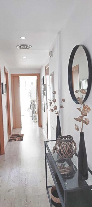Interior - Mamour, comfortable and familiar (Sant Feliu De Guixols)