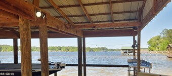 Welcome to Joie de Vivre Lake House at Toledo Bend