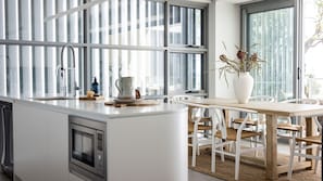 Fridge, microwave, oven, stovetop