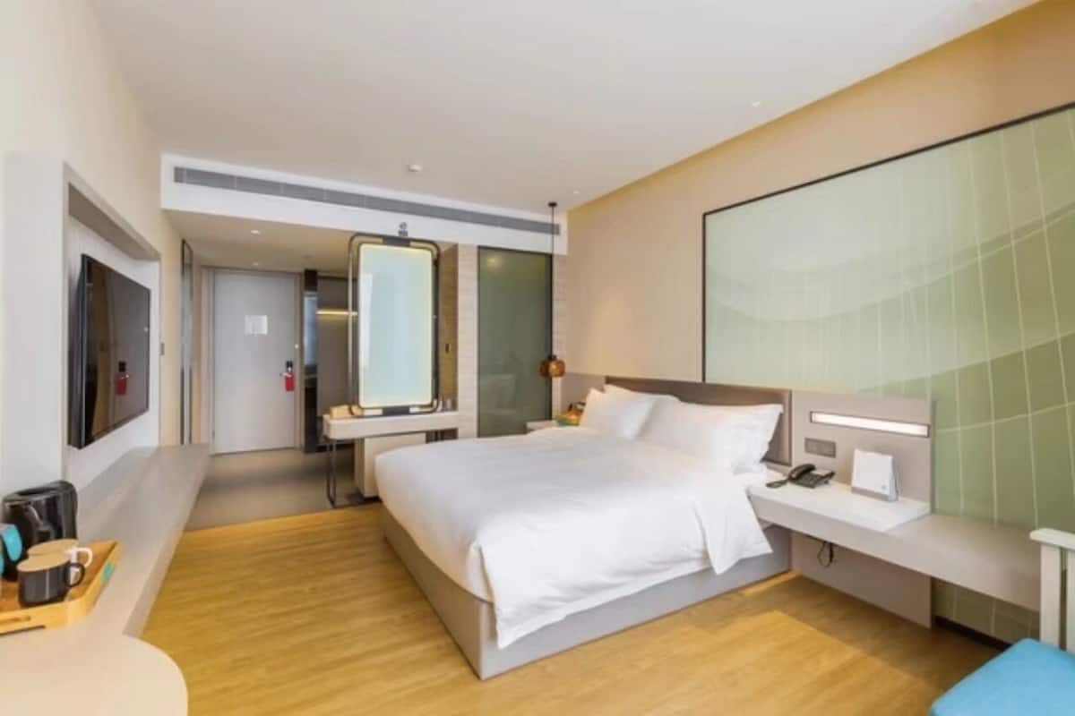 Chambre Simple Affaires | Rideaux occultants, fer et planche à repasser, Wi-Fi gratuit