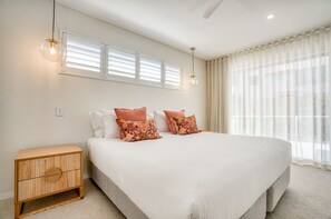 5 chambres, bureau, fer et planche à repasser, Wi-Fi gratuit