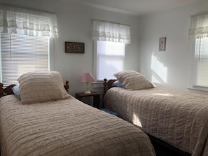3 bedrooms, iron/ironing board, free WiFi