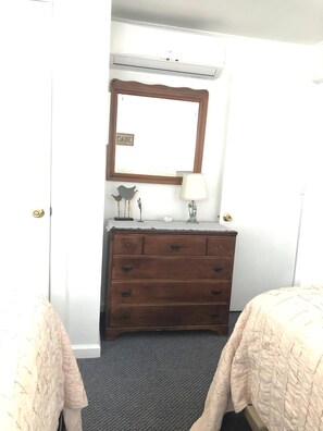 3 habitaciones, tabla de planchar con plancha y wifi gratis 